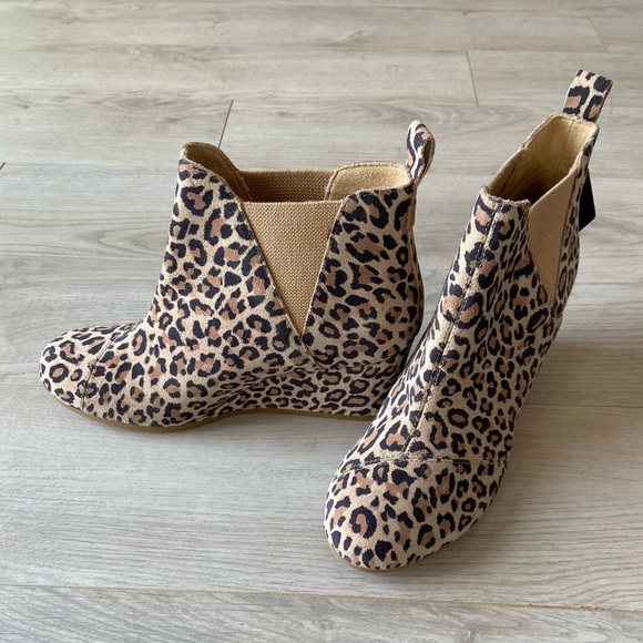 Toms Cheetah Print Kelsey Wedge Bootie - Picture 3 of 5